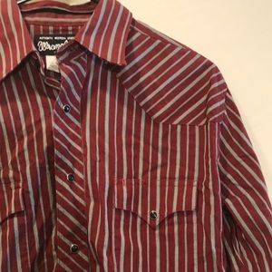 Men’s Wrangler Western Style Shirt. Size M